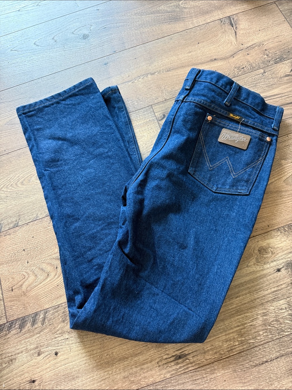 Wrangler Men's Straight Leg Jeans in Deep Indigo Blue
